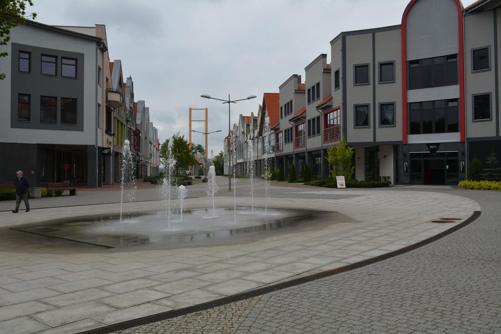 Gosciniec Pan Tadeusz II Hotel Gizycko Exterior photo