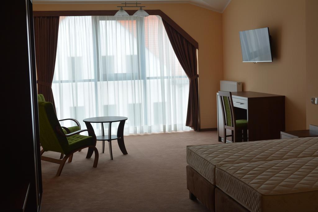 Gosciniec Pan Tadeusz II Hotel Gizycko Room photo